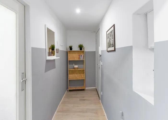 Bright Flat Near Park & Transport Neukoelln Apartment Berlin